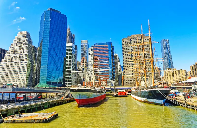 Ship Harbor South Street Seaport East River Lower Manhattan New York USA Background Pier 17